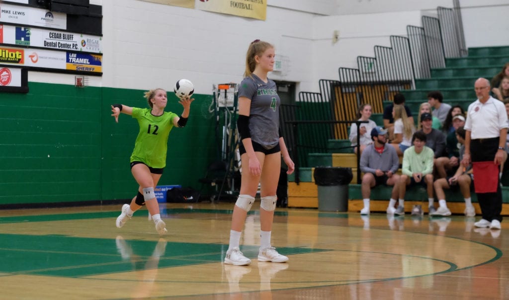 5Star_Cath_Green_Volley 22