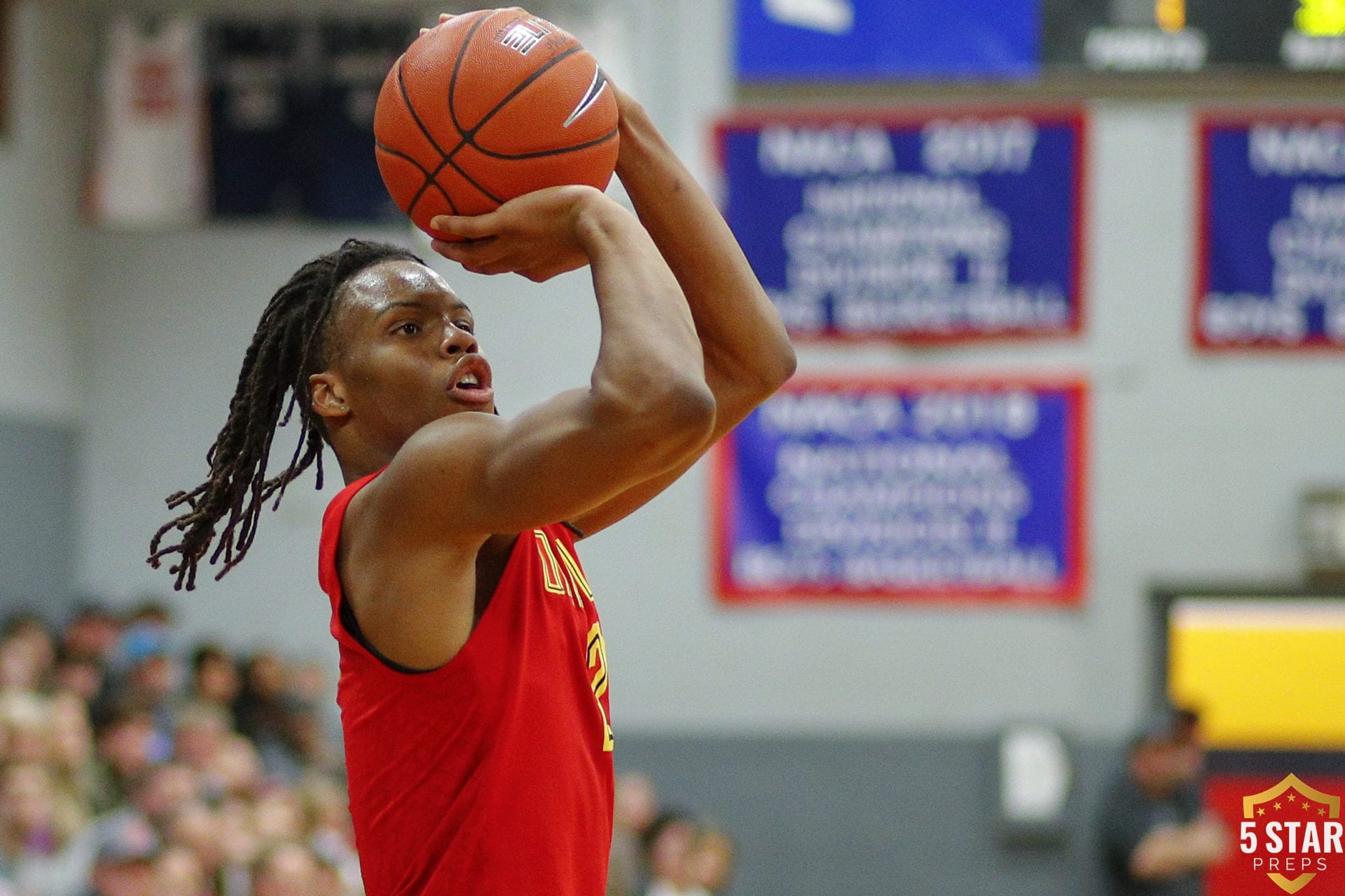 Oak Hill Academy's Christian Brown scored seven of his 11 points in the third quarter against Grace Christian on Dec. 15, 2018. (Photo: Danny Parker).