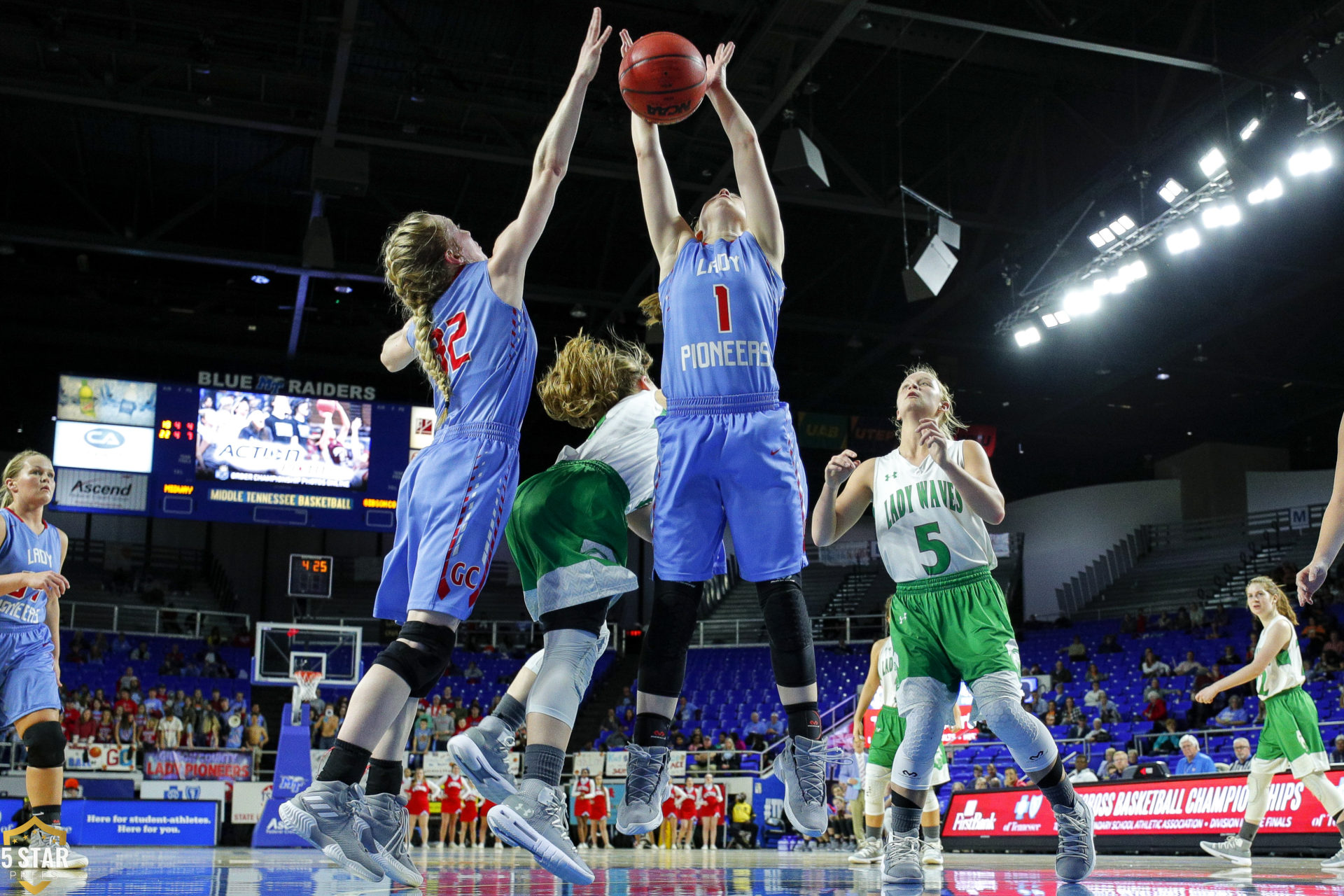 Gibson County vs Midway 0009 (Danny Parker)