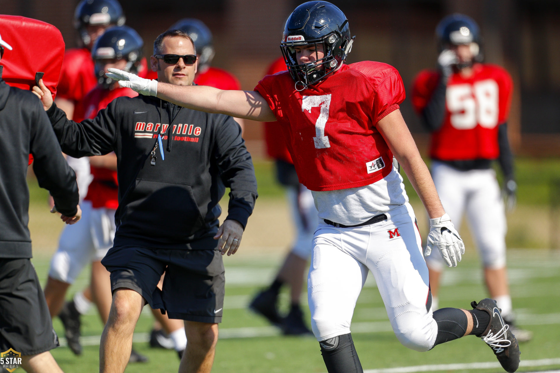 Maryville Rebels football practice 0013 (Danny Parker)