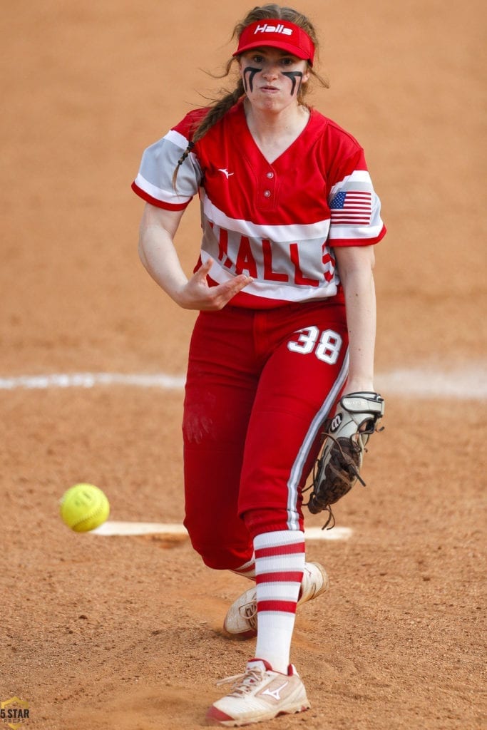 Halls vs Powell softball 0018 (Danny Parker)