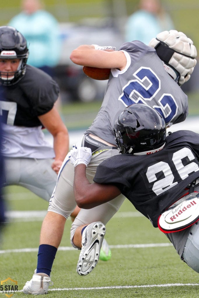 Central vs Farragut spring football 07 (Danny Parker)