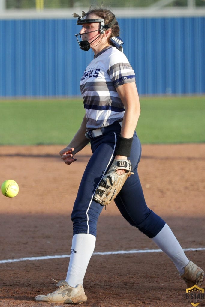 Heritage vs Farragut softball 002 (Danny Parker)