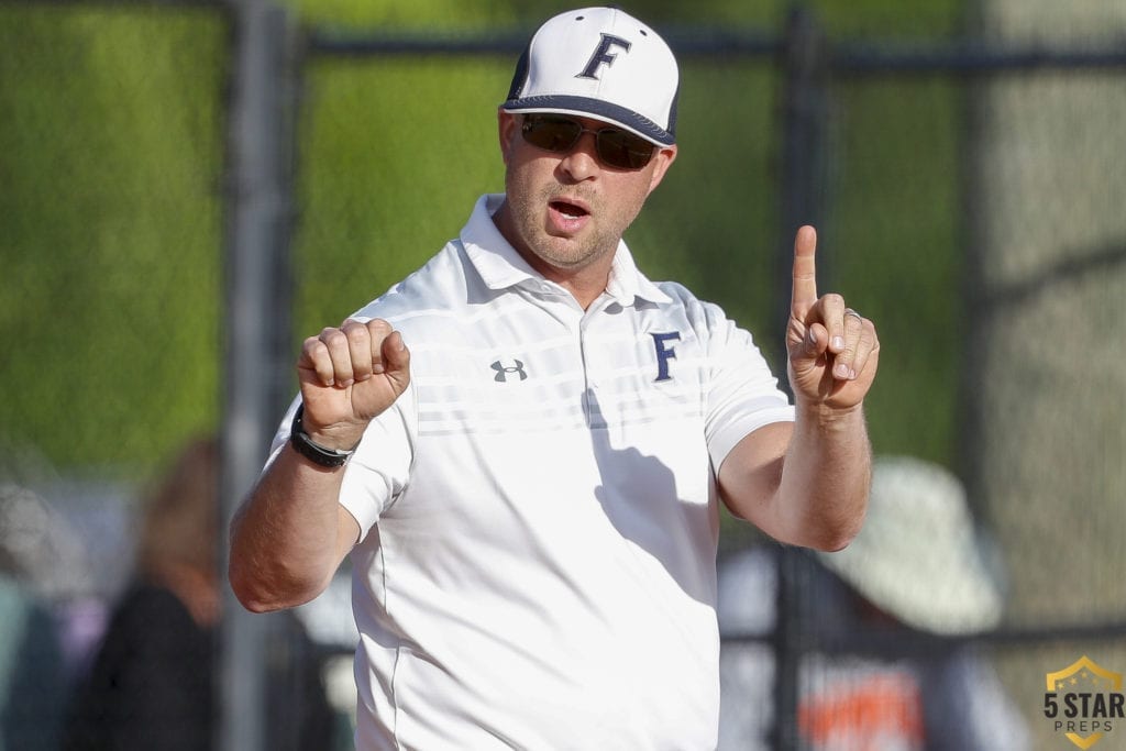 Powell v Farragut softball 03 (Danny Parker)