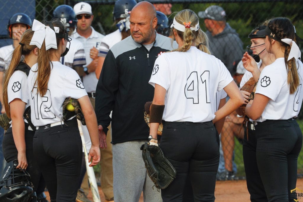 Powell v Farragut softball 10 (Danny Parker)