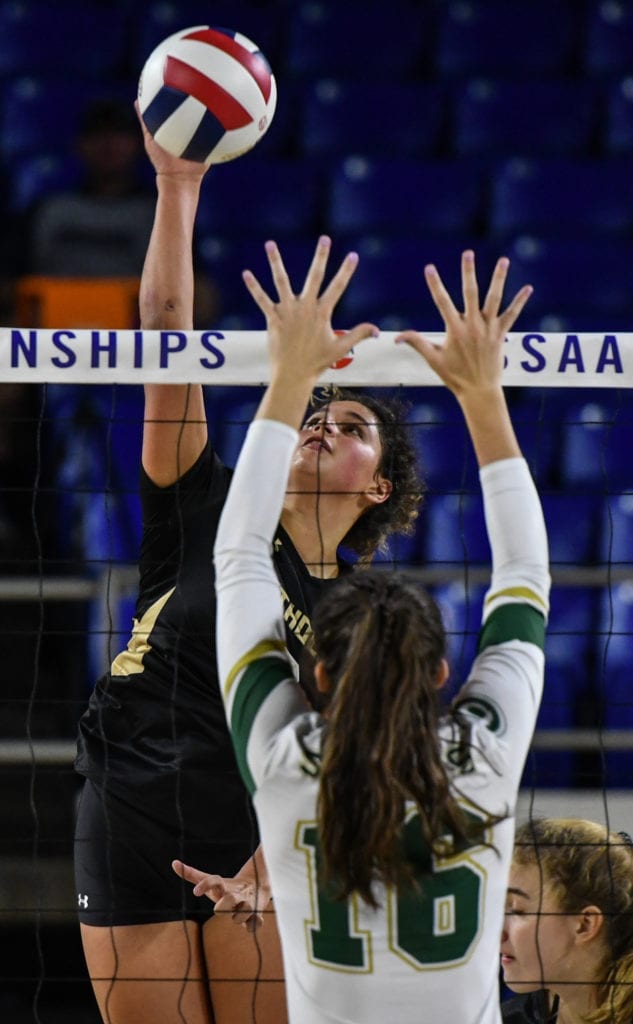 Pulliam_StateVB_Catholic_Ship (20 of 21)