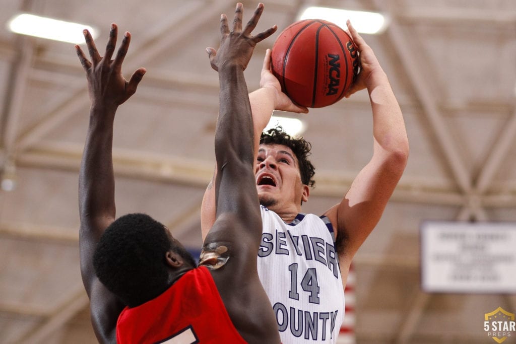 KNOXVILLE, Tenn. Ñ 2019.12.17 - TSSAA District 2-AAA boys basketball