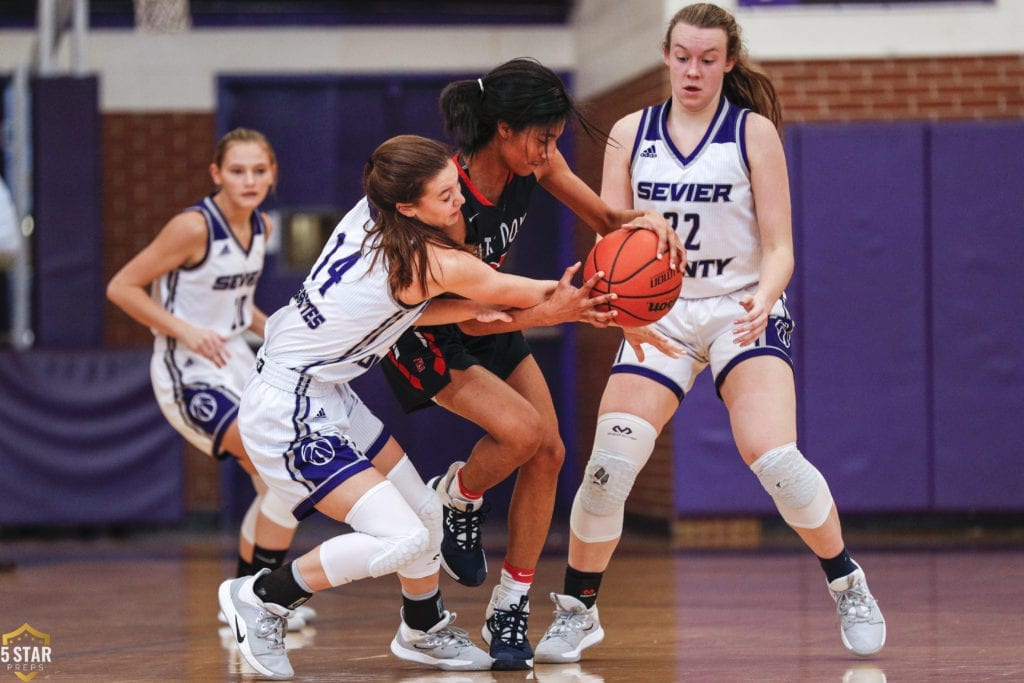 KNOXVILLE, Tenn. — 2019.12.17 - TSSAA District 2-AAA girls basketball