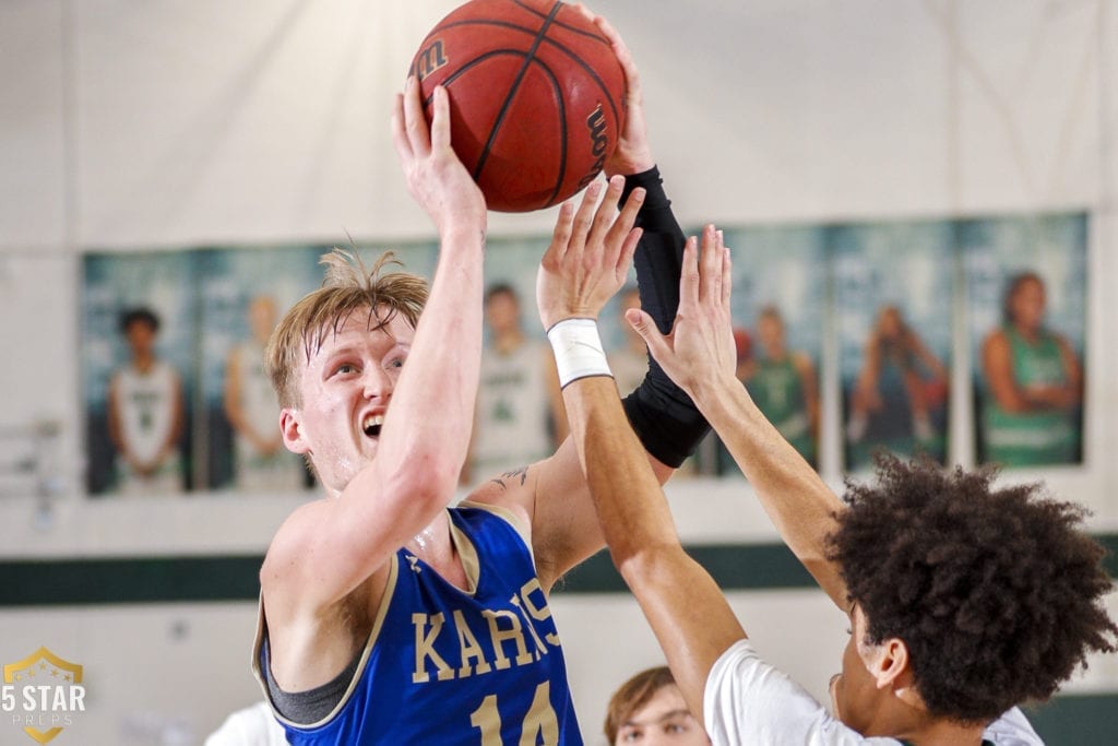 STRAWBERRY PLAINS, Tenn. Ñ Karns versus Carter