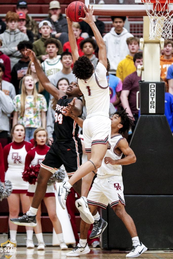 OAK RIDGE, Tenn. Ñ Powell vs. Oak Ridge