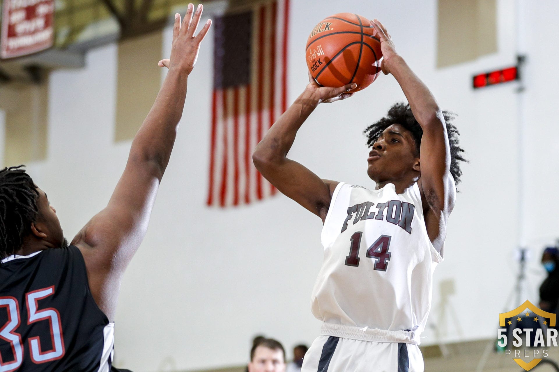 Marcellus Jackson's motor, Falcons' shooting lift Fulton basketball