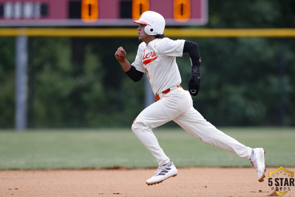 White House Heritage Pigeon Forge Baseball