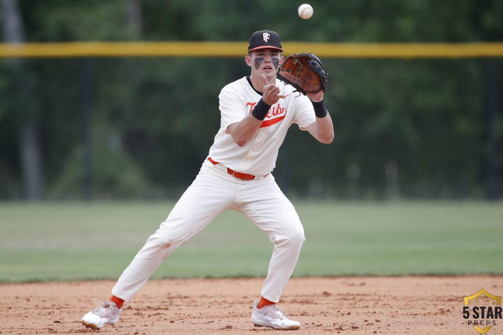 White House Heritage Pigeon Forge Baseball