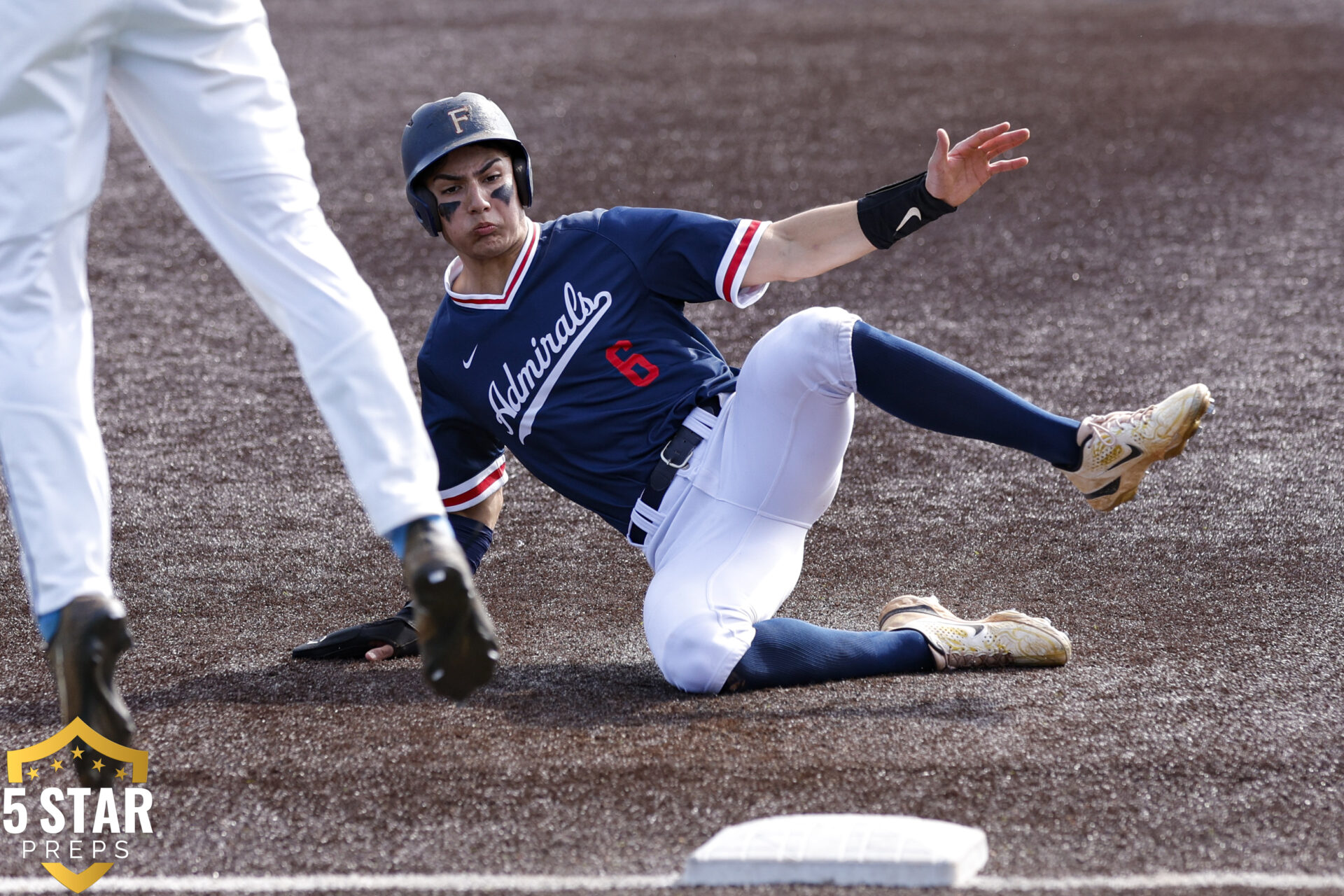 Farragut outfielder Landis Davila gets prestigious honor and