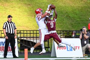 The Oak Ridge Wildcats defeated the Halls Red Devils 28-13 on Th