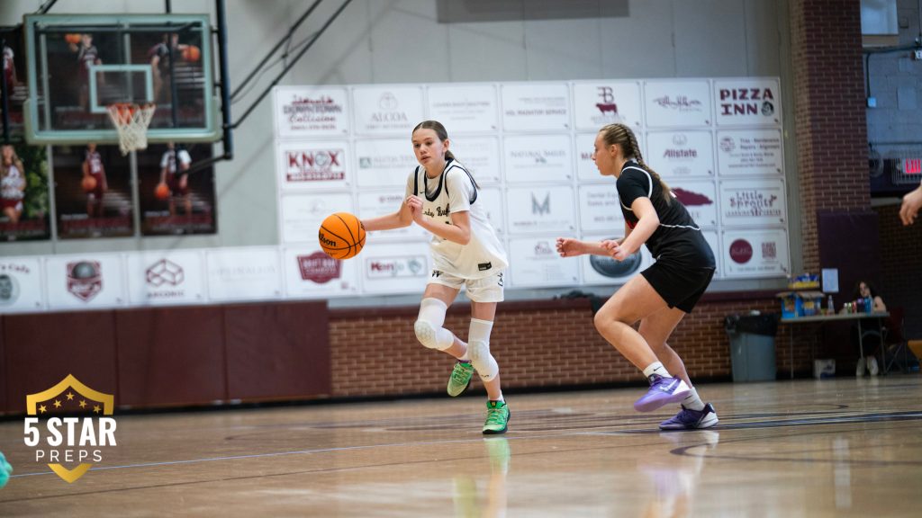 33EB2230-F7D9-42CF-AD94-F3F06DE631B4